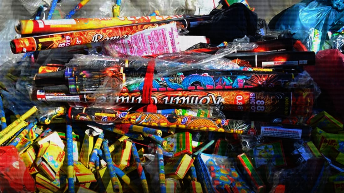 له‌ سه‌یدسادق هه‌ر شوێنكارێك یارییه‌ ئاگرینه‌كان بفرۆشێت سزا ده‌درێت