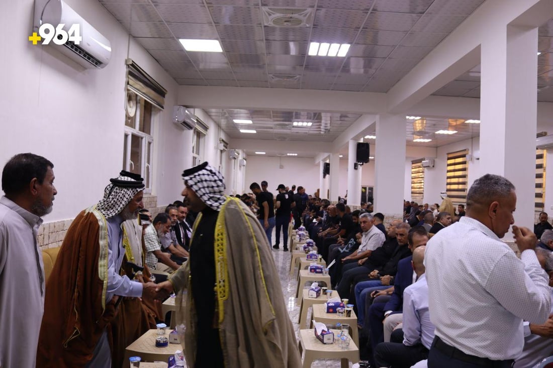 صور: فرقة كاظم الساهر أول الحاضرين.. فاتحة كريم العراقي بمسجد والده في زيونة