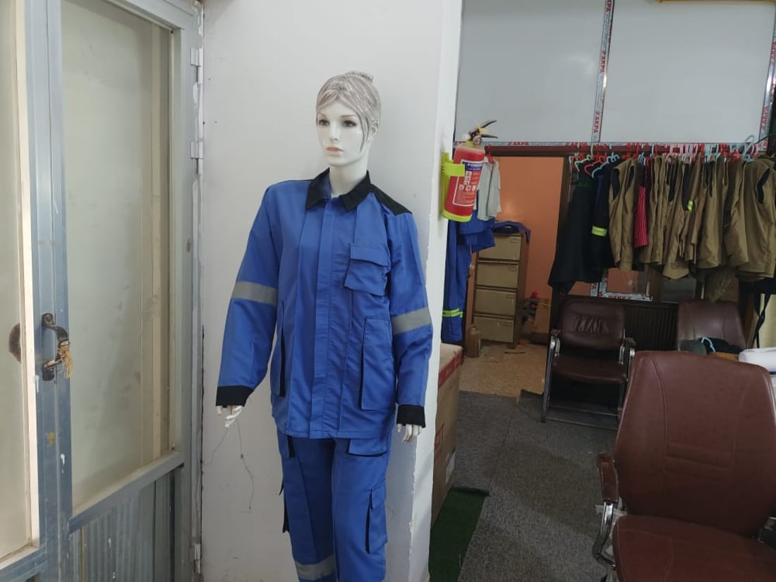 البصرة: مشغل “نسوي” يدعو عمالقة النفط لدعم منتجاته وتمكين المرأة