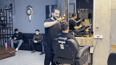 سەرتاشەکان تا بەیانی ناخەون