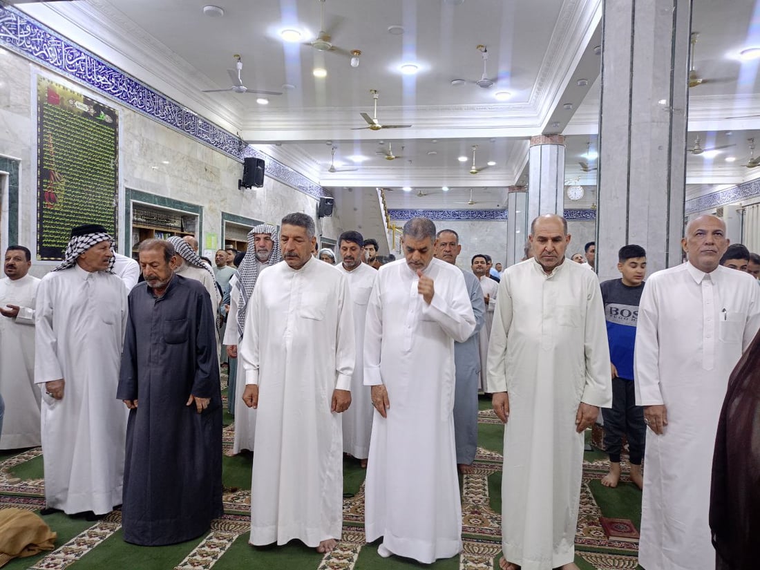 قلعة صالح صلت العيد في الجامع الكبير ودعت للابتعاد عن فتن الدنيا (صور)