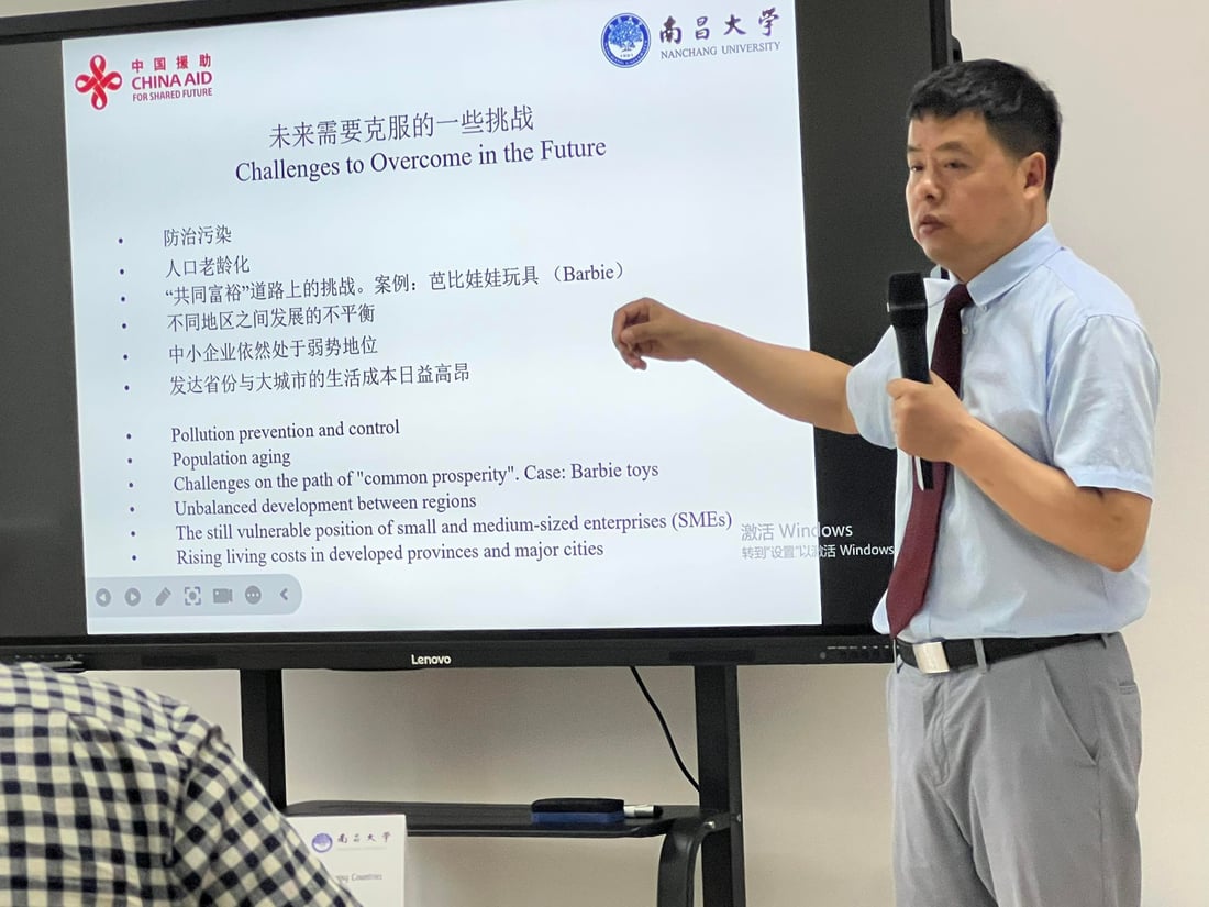 لە خولێكی فەرمی چین ئاڵای كوردستان بەبێ‌ ئاڵای عێراق هەڵكراوە