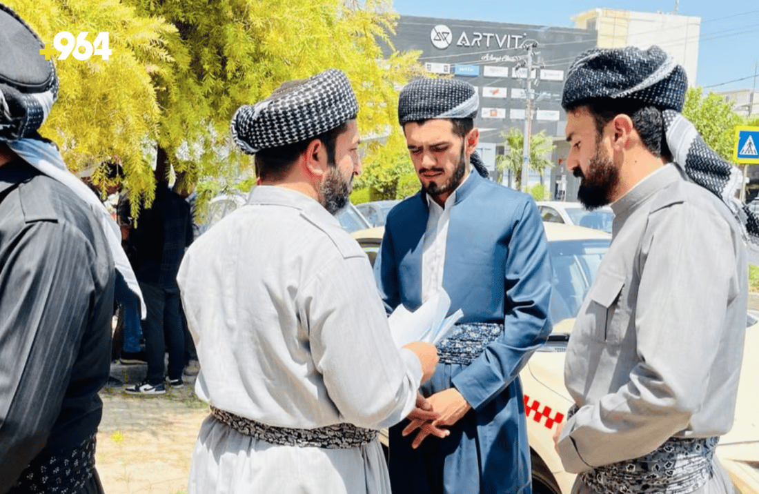 Volunteer imams stage protest to demand permanent employment