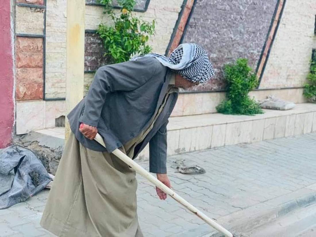 المشخاب: شبان يبادرون بحملة لتنظيف “حي الصدر” تستمر حتى المساء (صور)