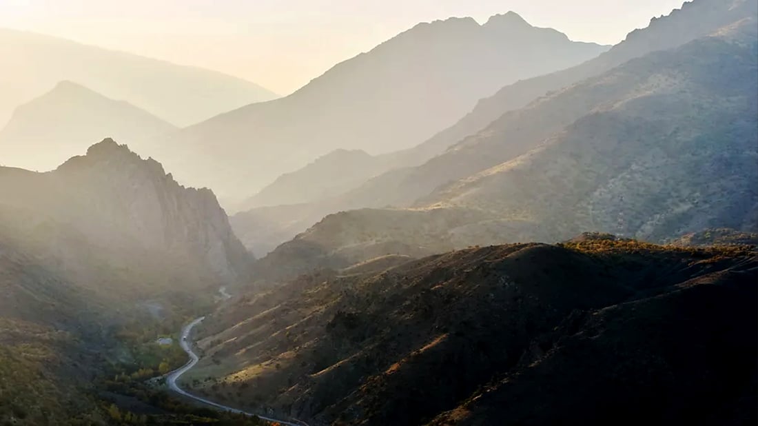 به‌ چه‌ند به‌شێك رێگاى هامڵتۆن نۆژه‌نده‌كرێته‌وه‌