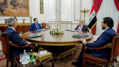 صورة: طاولة مستديرة تجمع الرئاسات الأربع في بغداد