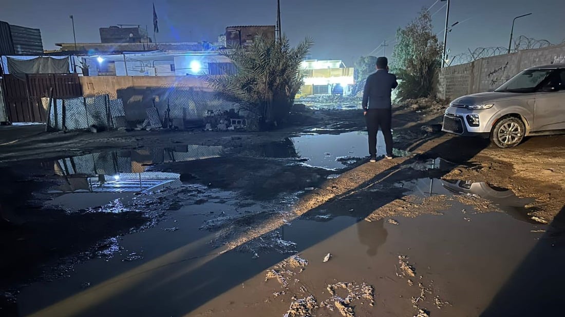 صور: المجاري طفحت قبل أول زخة مطر.. نداء عاجل من أهالي المشتل لأمانة بغداد