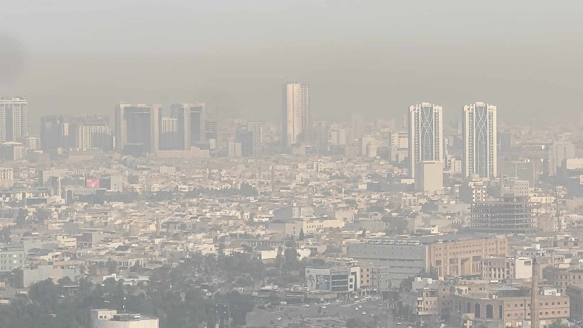 فيديو: عاصفة ترابية تقترب من أربيل.. الغبار غير ملامح السماء