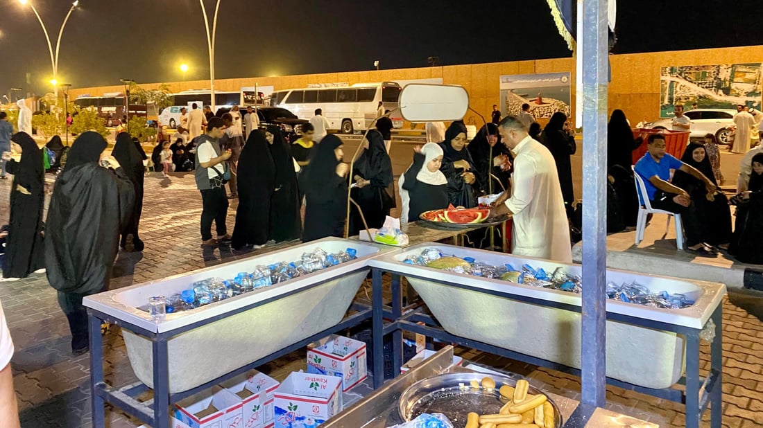 صور: منفذ بصرة كويت مزدحم بالآلاف وطلب لتجاوز الفيزا.. يريدون العيد في العراق