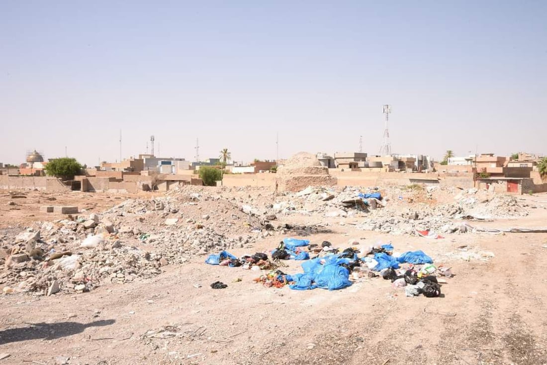 لە گۆڕستان پۆلیس بۆ نوشتەچییەکانی دوزخورماتوو دادەنرێ