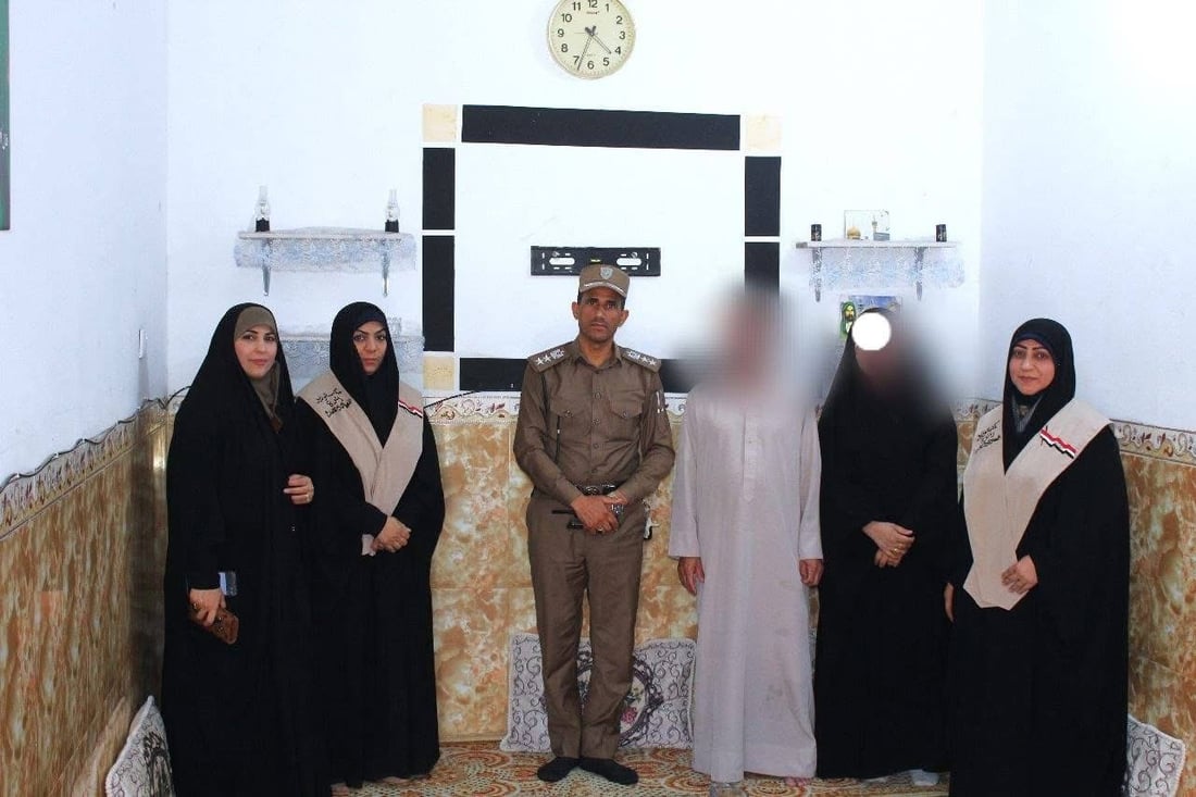 شرطة النجف تنقذ فتاة من الانتحار وتبادر بتزويجها (صور)