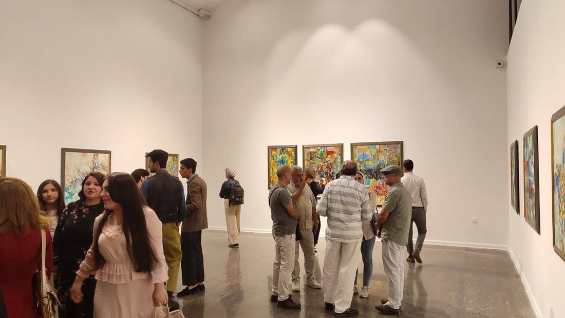 صور: ذائقة البغداديين الفنية تطورت.. سعد تويج في ختام معرض “اللون رحلة بقاء”