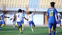 نادي الكوت يطرد مدير الفريق و11 لاعباً تعمدوا الغياب عن ...