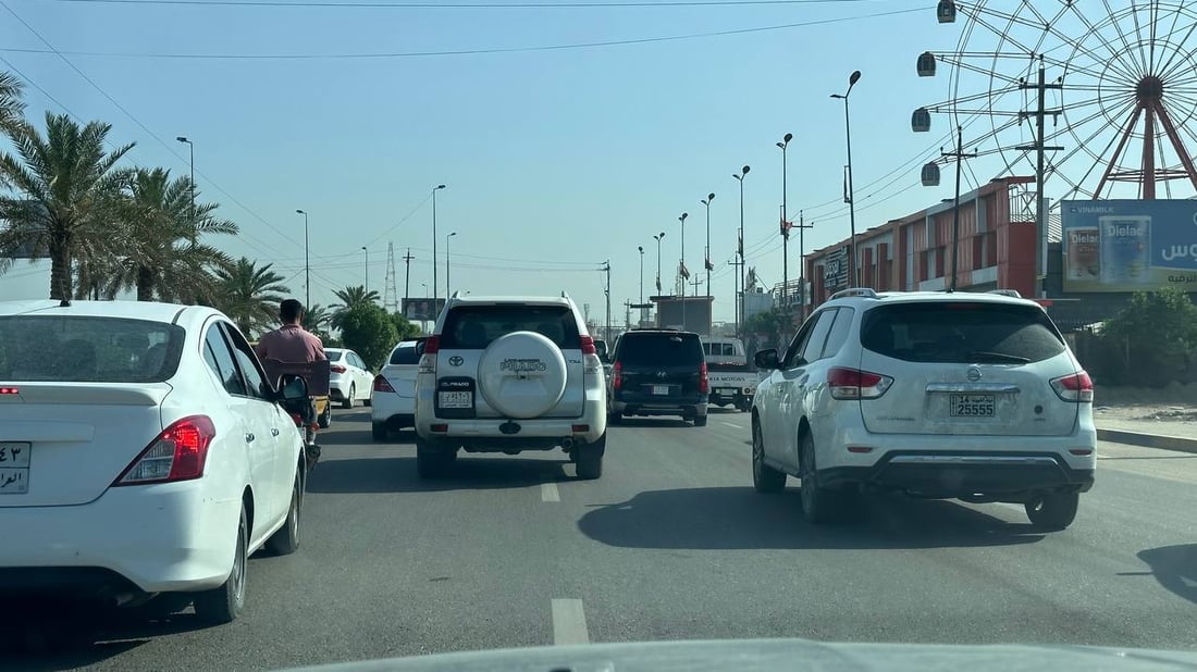 ازدحام في البصرة بعد عطلة العيد.. الجميع عادوا لأعمالهم (صور)