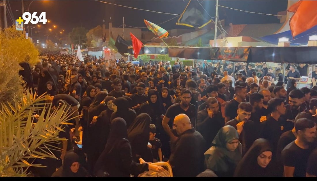 “نرفض تمكين المرأة”.. حافلات زوار كردستان تدخل داقوق رافعة 4 شعارات (فيديو)