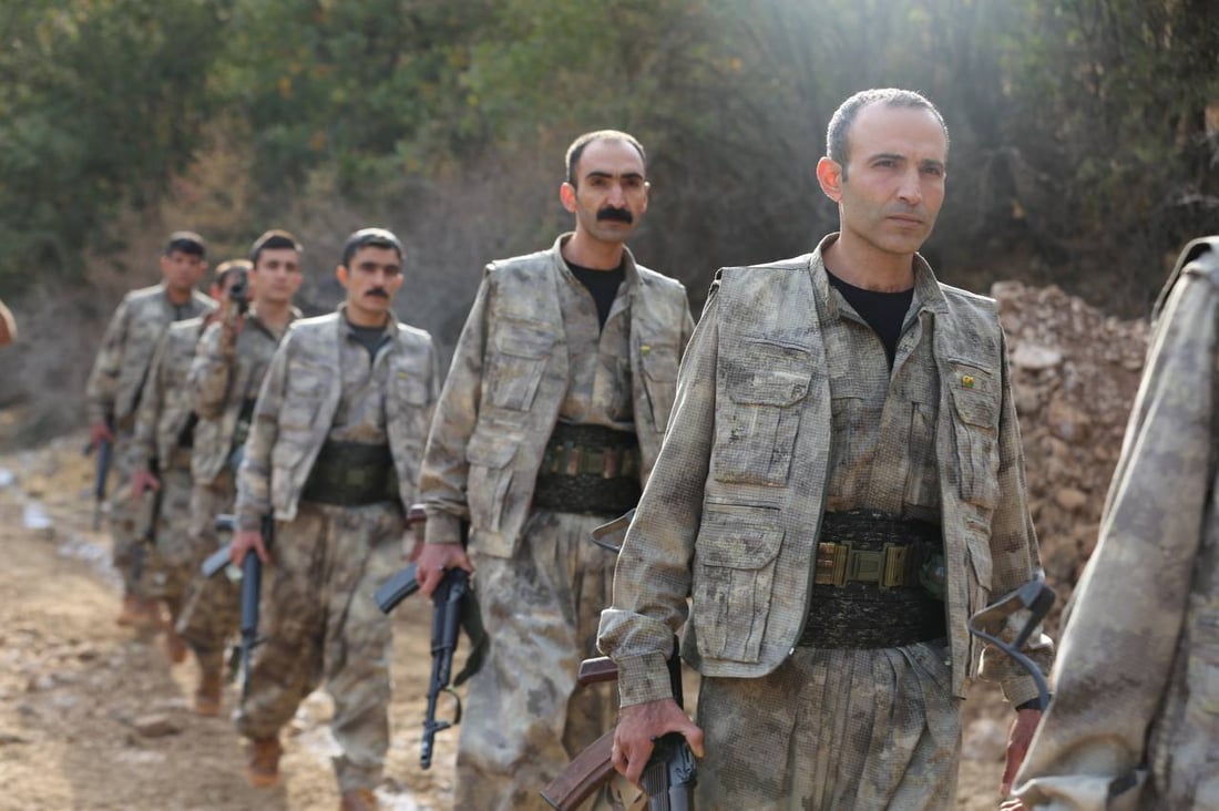 مقاتلو PKK ينسحبون من مناطق تركيا ويتمركزون في “دفاع ميديا” على حدود العراق
