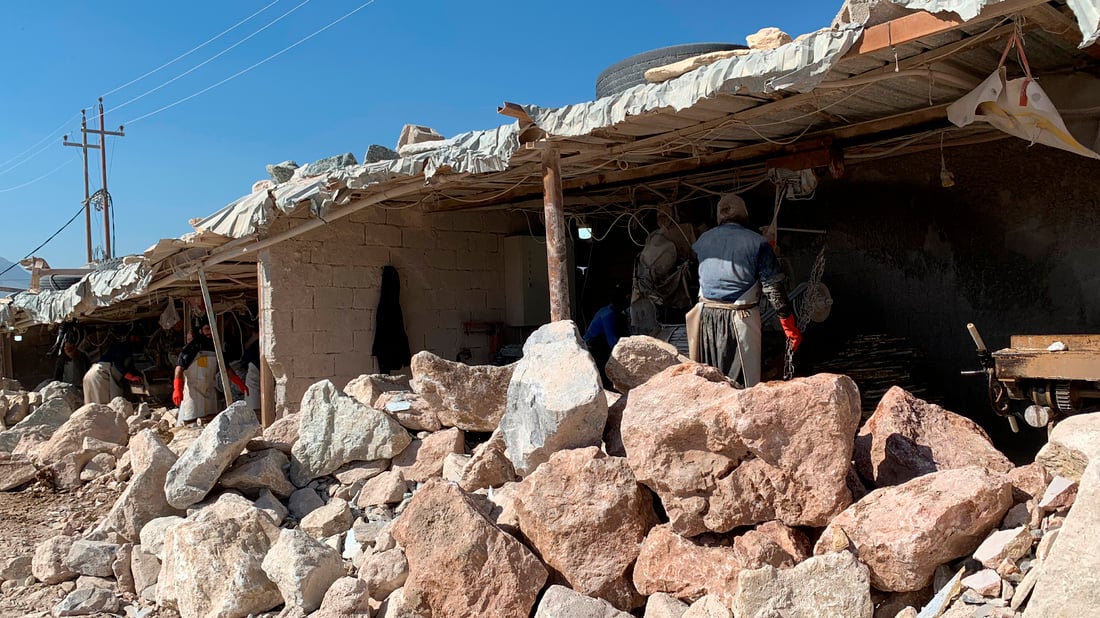 ژیان لەنێو کارگەی رێکخستنی بەرد لە دەربەندیخان