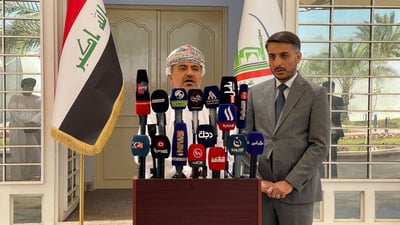 عُمان تعمل على الربط الجوي مع العراق وتتمنى دوراً في طريق التنمية