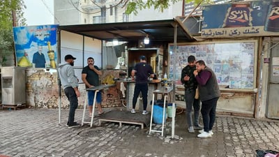 Baghdad tea stand’s special blend draws customers from across the city