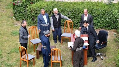 سەرۆکی شارەوانی قەڵادزێ نووسینگەکەی بردە دەرەوە