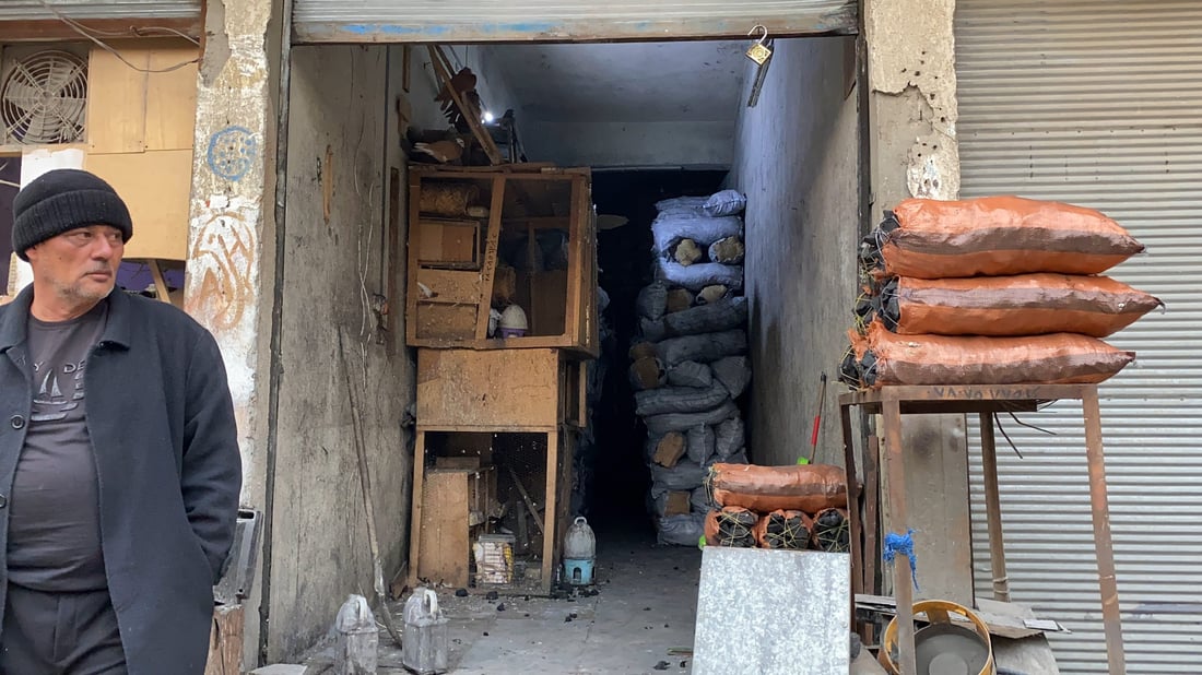 فحم ديالى المستخرج من جذوع البرتقال يهيمن على أسواق الناصرية