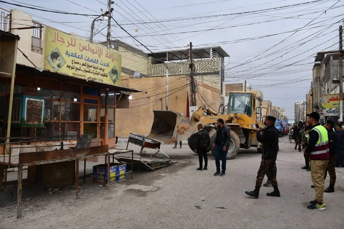 حمامات ومطابخ على أرصفة النجف…حملة كبرى لإزالة التجاوز في الجديدات (صور)