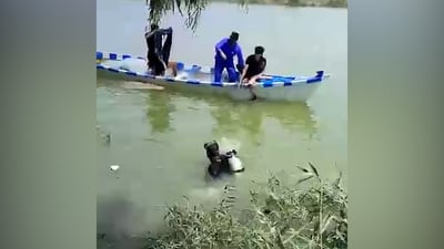 فيديو مؤلم: أب ينادي على جثة ابنه الغريق على ضفاف دجلة في البصرة