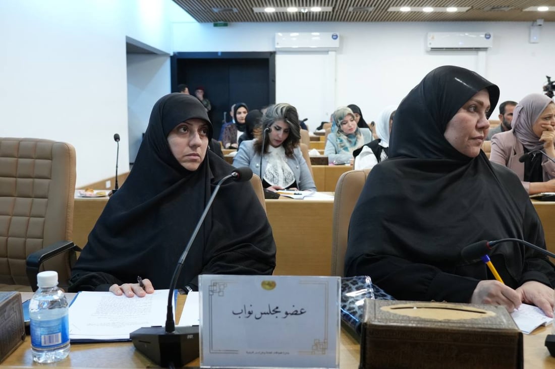 صور: المتخاصمون على قانون الأحوال يجتمعون في البرلمان بحضور اليونسيف