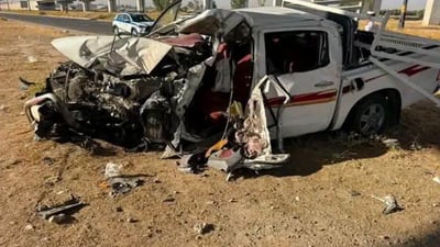 لەسەر پردی پیشەسازی کەرکوک پیکابێک کەوتە خوارەوە