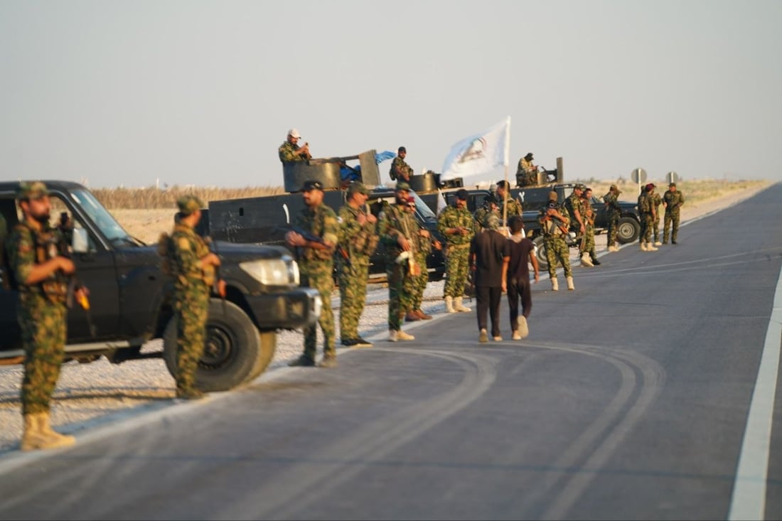 صور: الحشد ينشر قواته على الخط الاستراتيجي بين كربلاء والنجف والأنبار