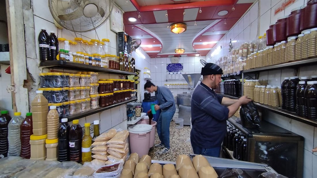 بصمات “آل بيعي” باقية في سوق الحلة الكبير.. أسطوات الدبس والراشي والخل منذ قرن