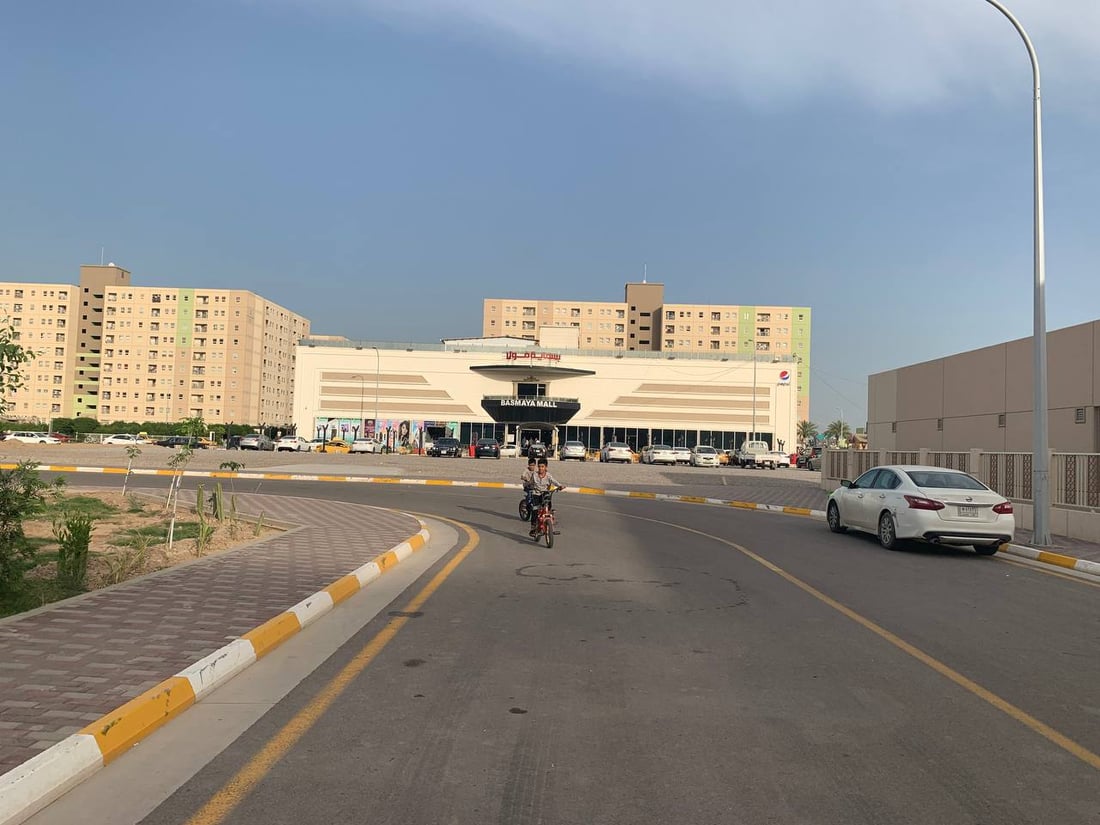 أهل بسماية يجمعون التواقيع لبناء “مول” آخر داخل المجمع.. الحالي لا يكفي (صور)