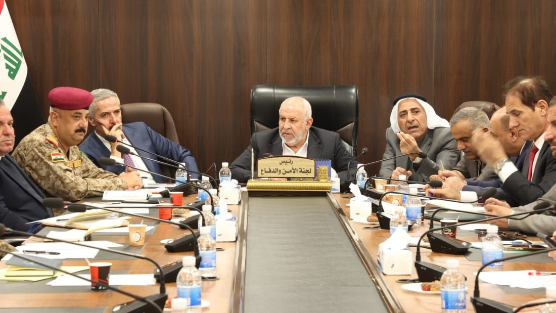 الأمن والدفاع النيابية تشكل فريقاً للتحقيق في وفاة وإصابة طلاب بالكلية العسكرية