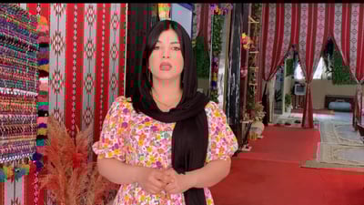 خۆی و دوو کچی دیکەشی لە بێ ئیشی رزگار کرد