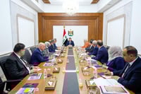 السوداني يراجع مع شركة بريطانية مراحل إعادة هيكلة مصرف...