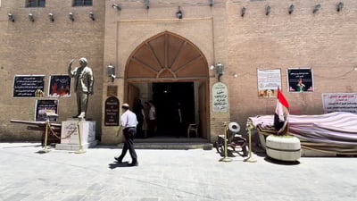 شاهد: الطابق الأول لمراجع النجف والثاني للإنكليز.. خان الشيلان قاد ثورة العشرين