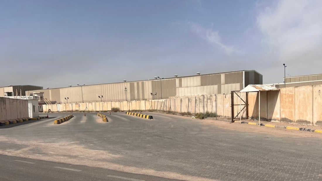 هروب شرطي متهم بجريمة قتل من حجزه في حقل الرميلة النفطي