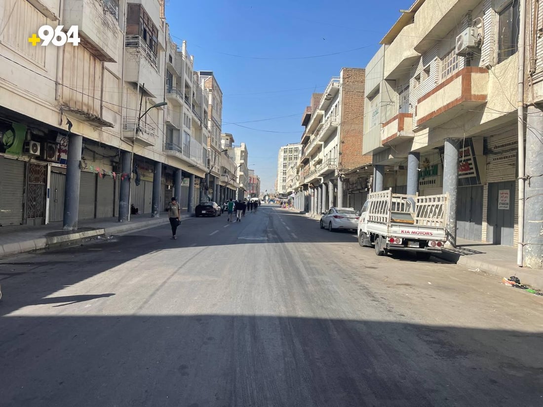 صور: إغلاق الطرق المؤدية إلى شارع المتنبي من 4 جهات.. الوصول سيراً على الأقدام