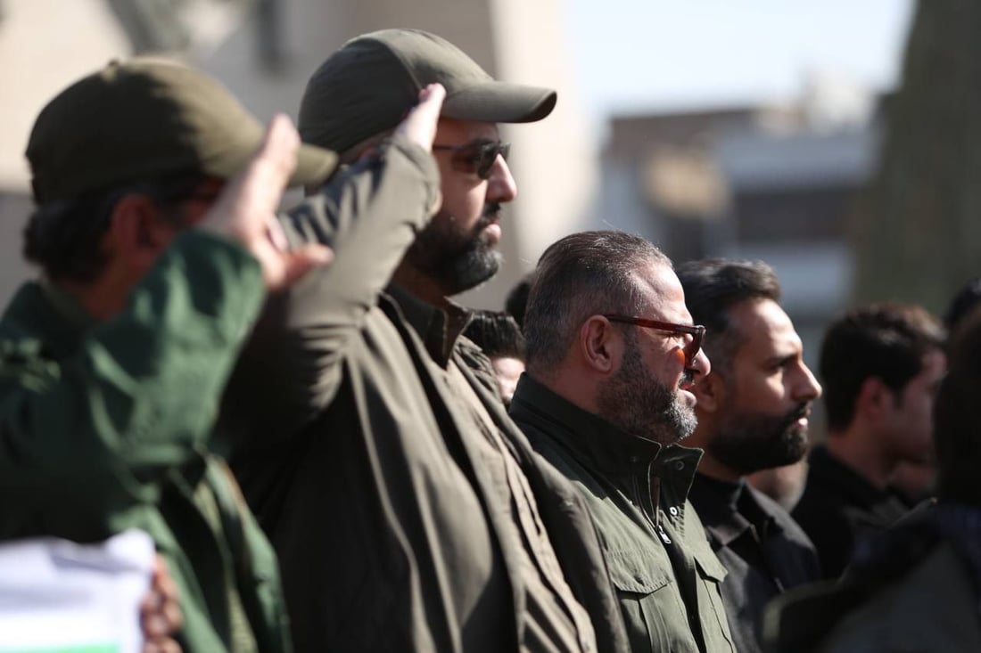 صور: الحشد يقيم تشييعاً رمزياً لضحاياه الذين سقطوا بقصف أميركي 2019