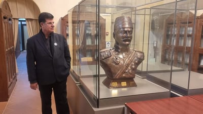 پەیکەری شەریف پاشای خەندان لە مۆزەخانەیەکی ئیتاڵیا دانرا