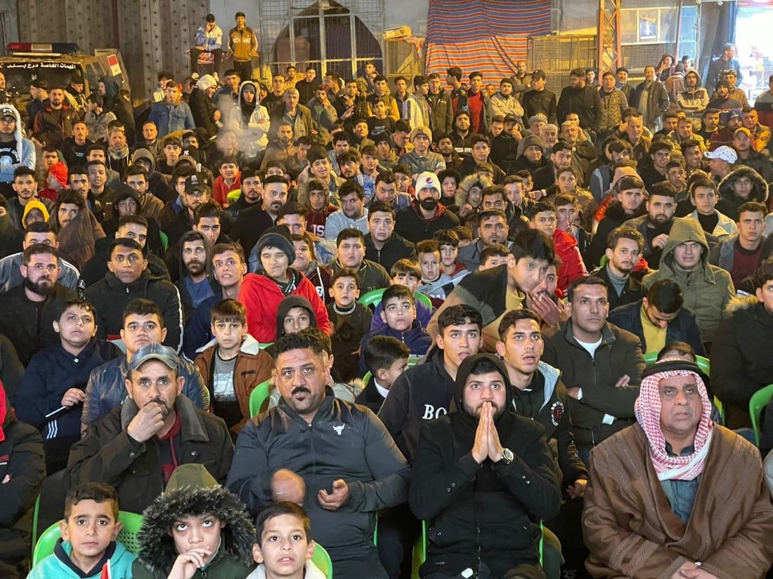 بلد: البرد القارس ينقل منطقة المشجعين من باب الخان إلى قاعات مغلقة (صور)