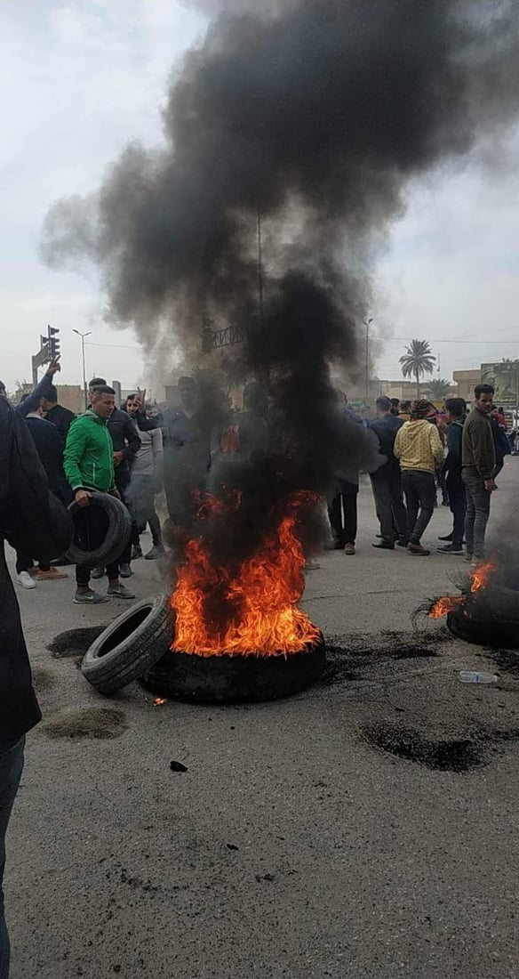 صور: محاضرو بابل يغلقون مديرية التربية للمطالبة بالتثبيت