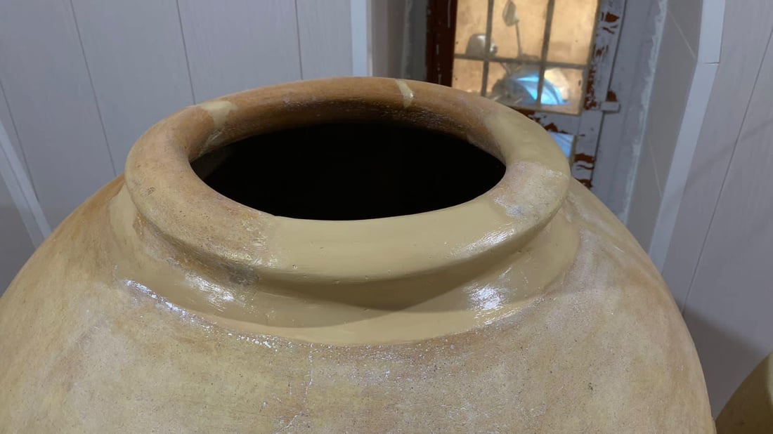 صور: أربيل وبغداد تفحصان 100 قطعة آثار في كويسنجق.. لأي حقبة تعود؟