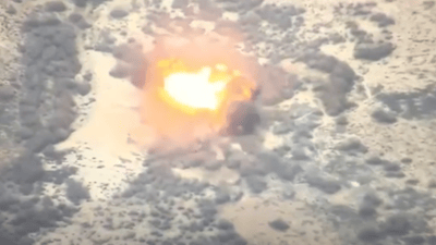 بە ڤیدیۆ: فڕۆکەی عێراقی چوار چەکداری داعشیان کوشت