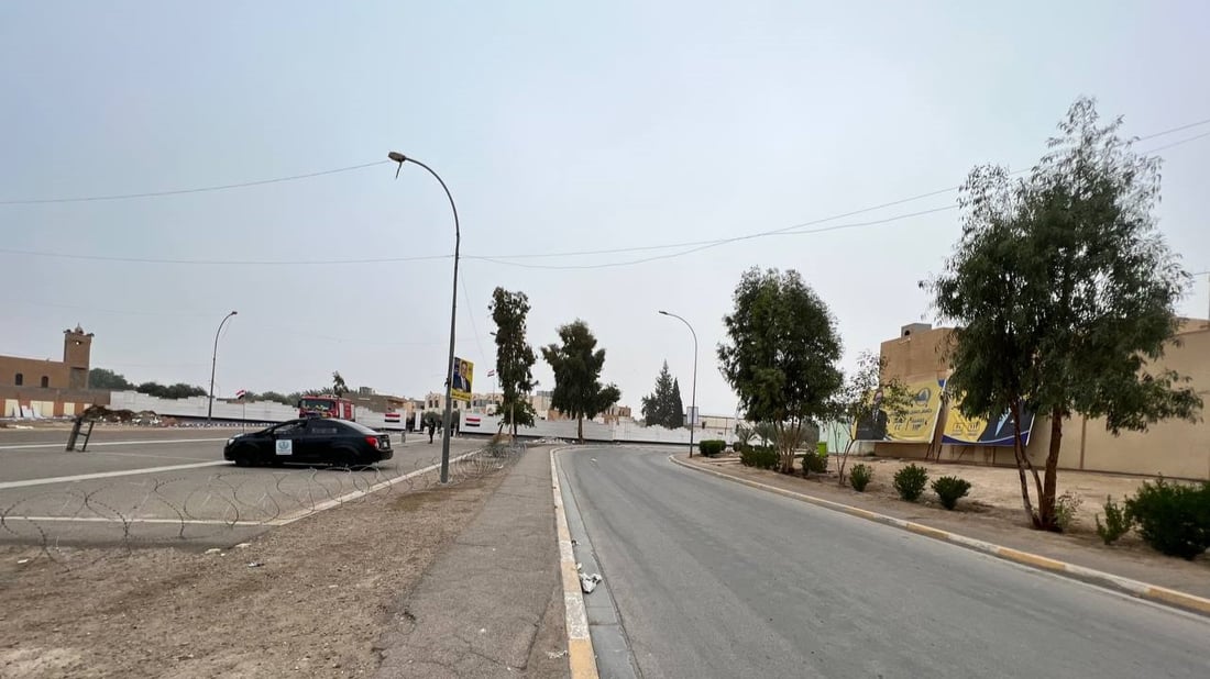 صور الاقتراع العام.. شوارع “عنة” خالية إلا من دعايات المرشحين
