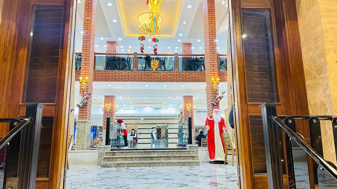 مطعم زرزور مندهش من الانفتاح الاجتماعي في الكوت.. أول فرع من 5 طوابق (صور)