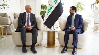 مبعوث ترامب يزور الحلبوسي: يجب تشكيل حكومة بعيداً عن التدخلات الإقليمية