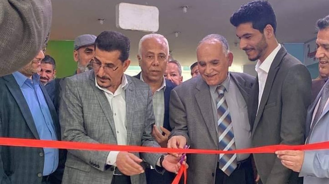 فيروز ودرويش والساهر في “رحلة على حافة الزجاج” الكربلائي