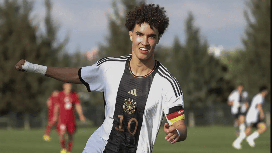 هل تعاقد برشلونة مع لاعب عراقي؟ نوح درويش في طريقه إلى مسرح “الكامب نو” (صورة)