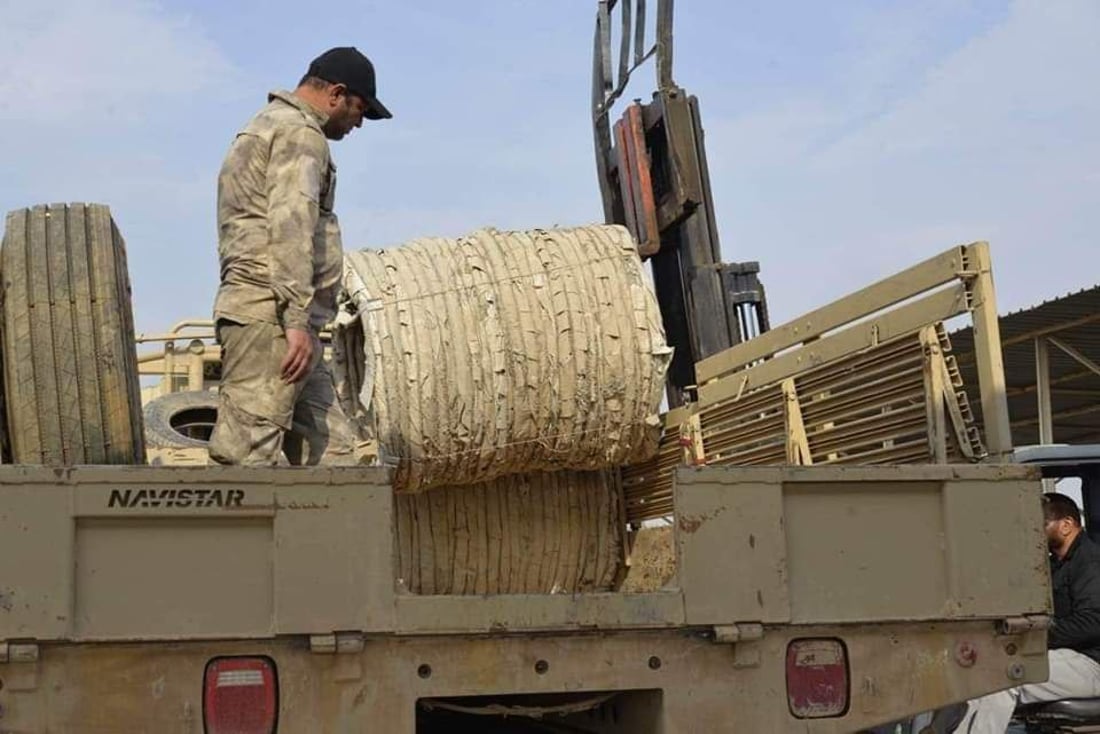 الصناعة تجهز حرس الحدود في عرعر بأسلاك “منفاخية” شائكة